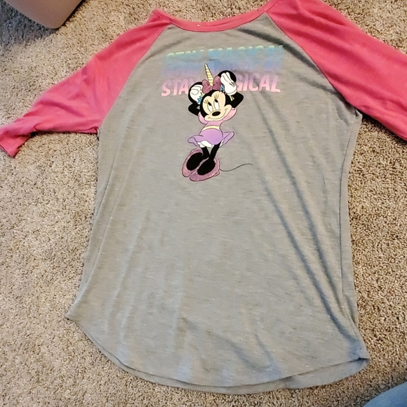 NWOT MINNIE MOUSE SHIRT - Picture 3 of 3